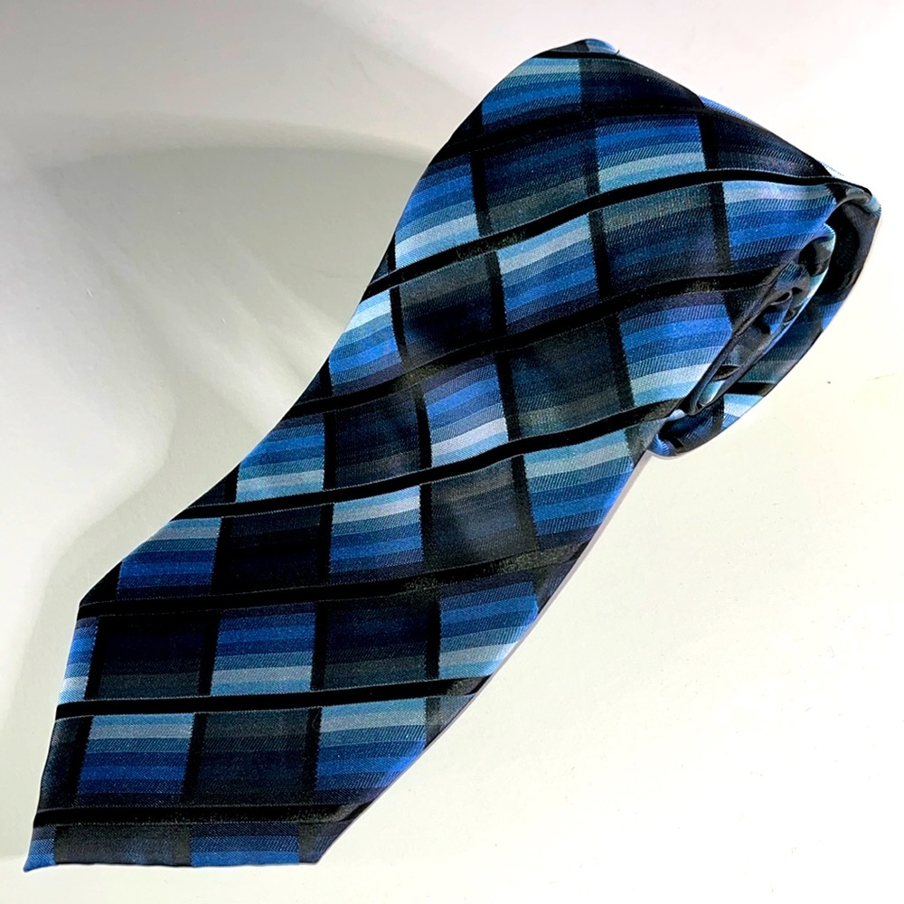 ALEXANDER JULIAN Colours Mens Black & Blue 58" Length Neck Tie.